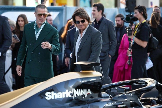 Brad Pitt Acelera em Austin: F1 na Tela!