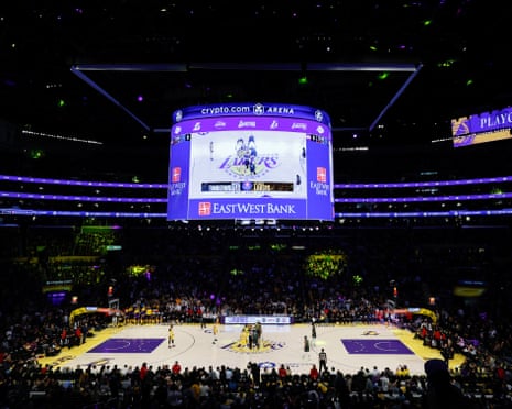 Venda dos Lakers Agita o Mundo do Basquete