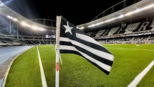 Botafogo x Racing: Neto brilha e Glorioso avança